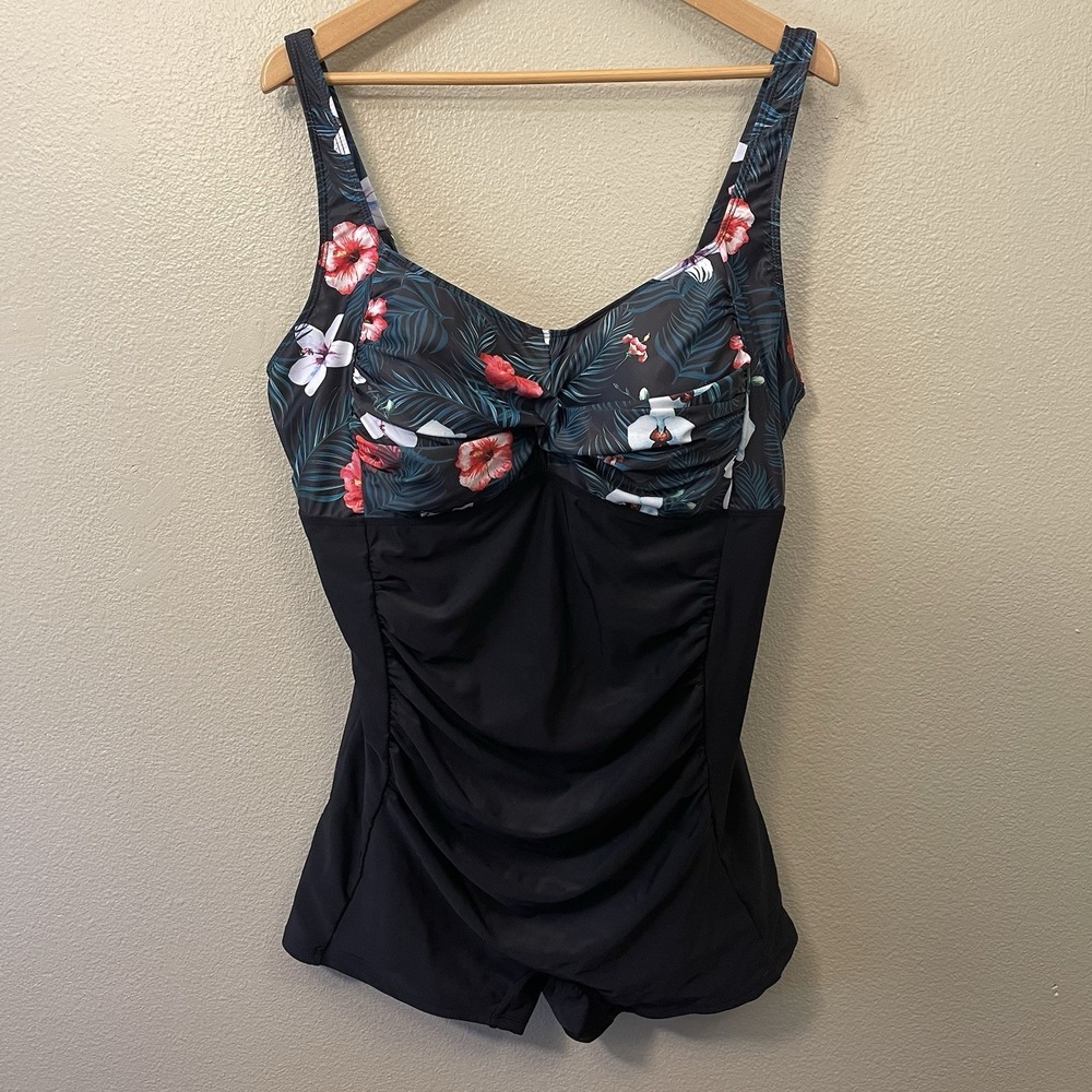 NEW Daci One Piece Swim Suit Colorblock Floral Shorts Style‎ Bottom Ruched Sz 22